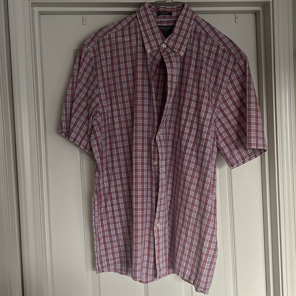 Men’s Casual Button-Down Shirt
